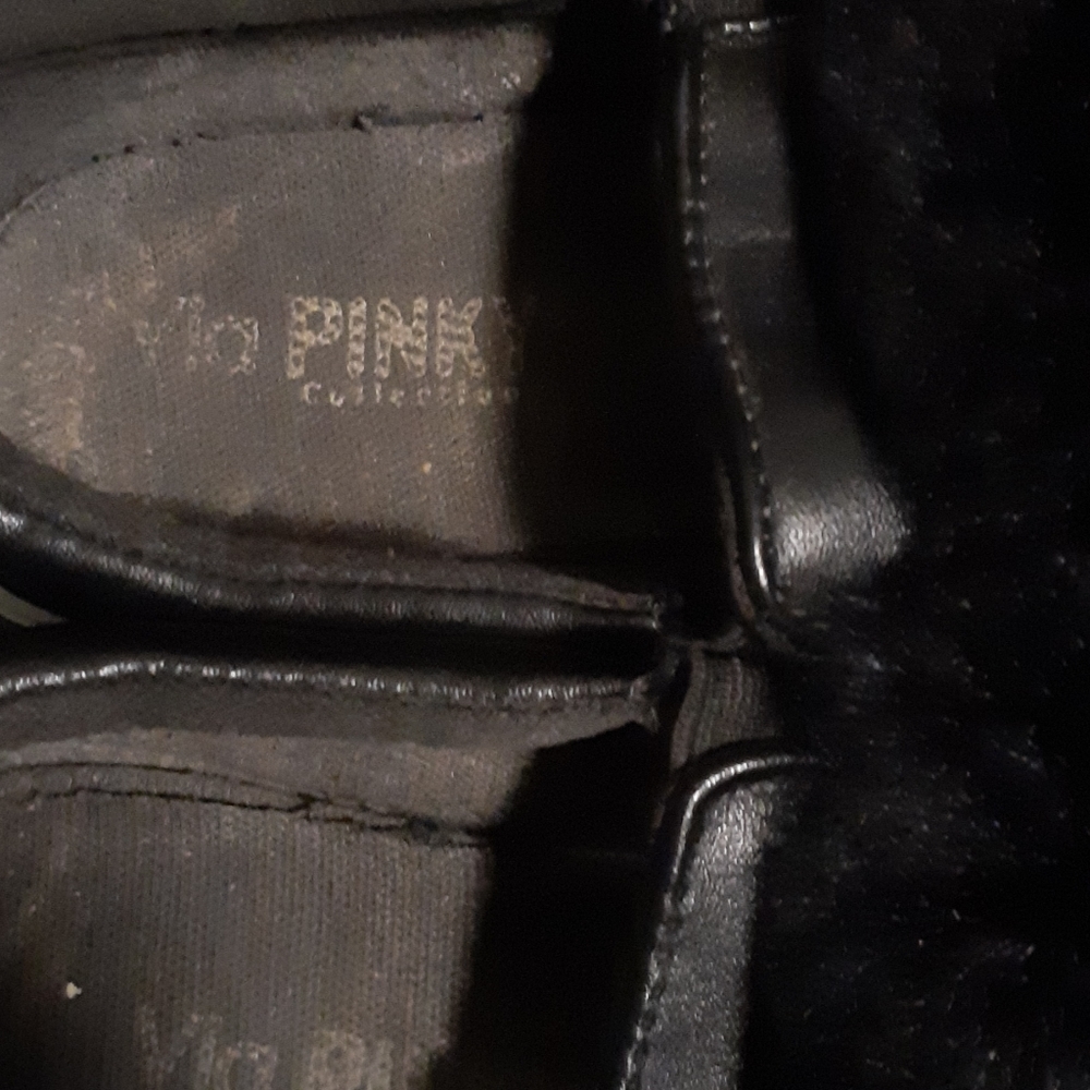 Shoes. - Picture 6 of 6